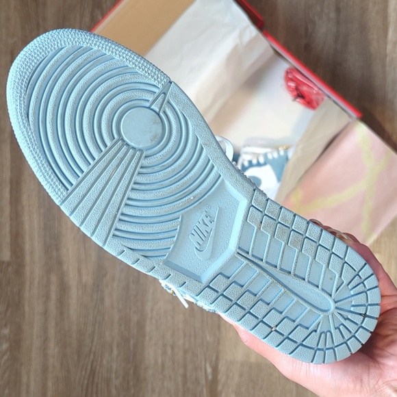 Nike Air Jordan 1 High Women's Denim - Size 7.5W/6 Men's - Picture 6 of 15